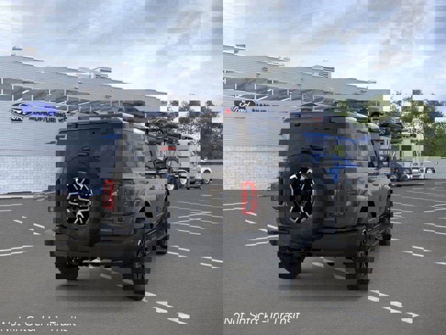New 2025 Ford Bronco Outer Banks image 8