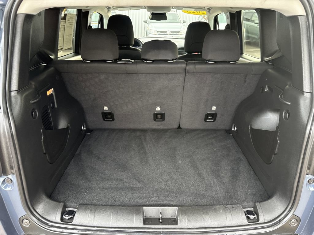 Used 2023 Jeep Renegade Trailhawk image 28