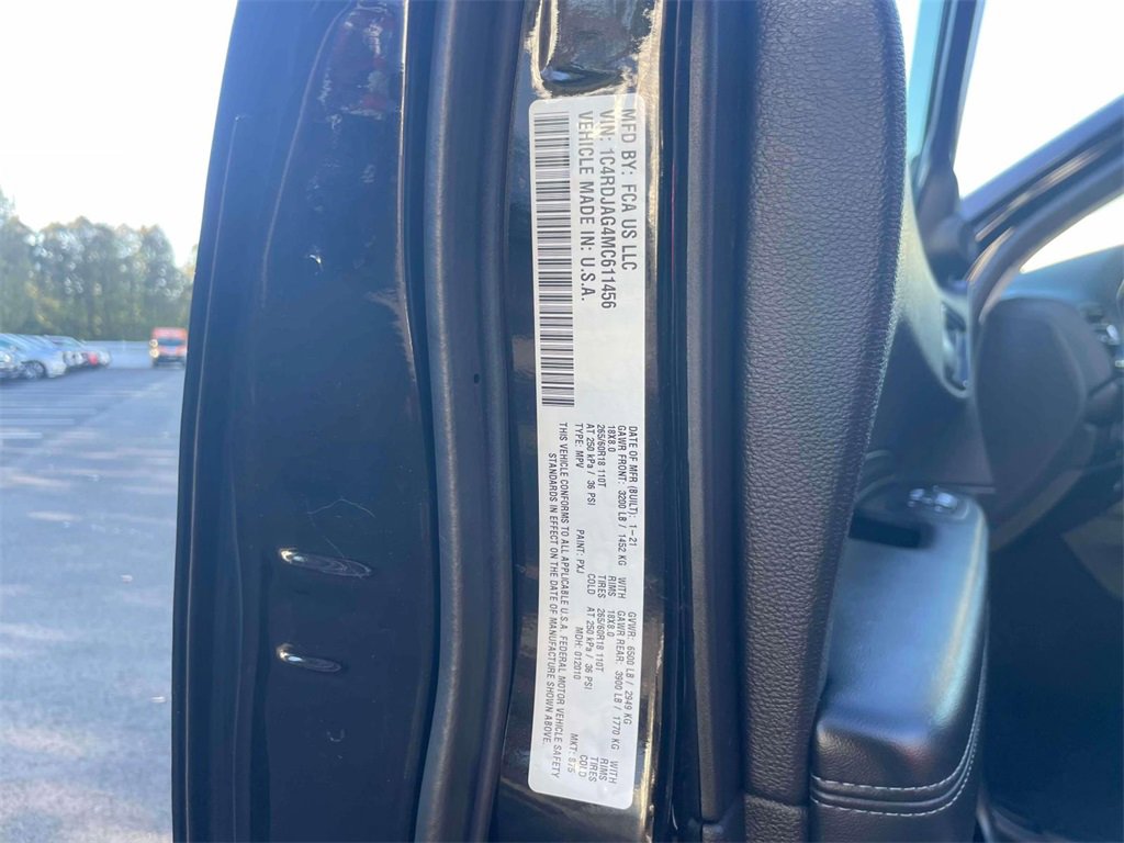 Used 2021 Dodge Durango SXT image 18