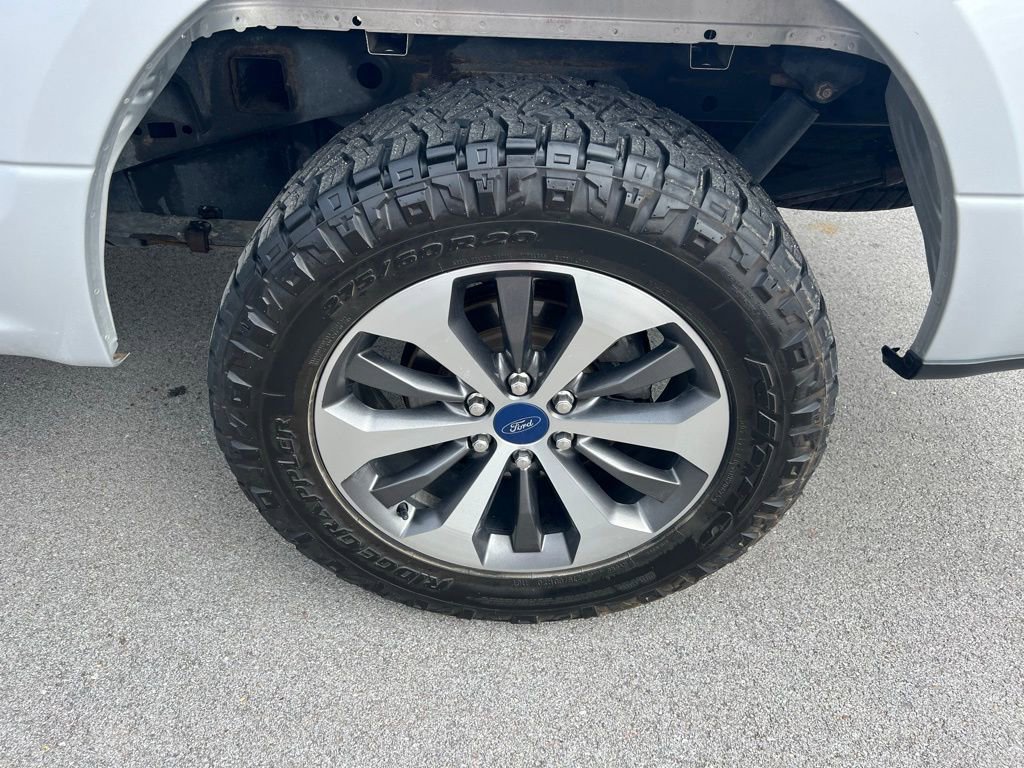Used 2019 Ford F150 XL w/ Equipment Group 101A Mid AWD/4WD image 13