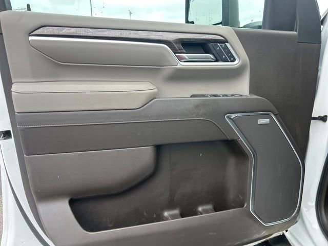 Used 2025 Chevrolet Silverado 2500 LTZ w/ Z71 Chrome Sport Edition image 11