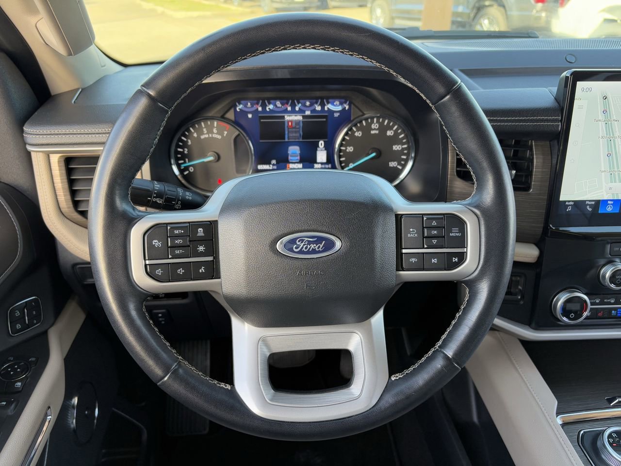 Used 2024 Ford Expedition Max Limited image 14