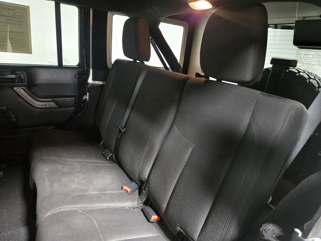 Used 2017 Jeep Wrangler Unlimited Sport w/ Connectivity Group image 27