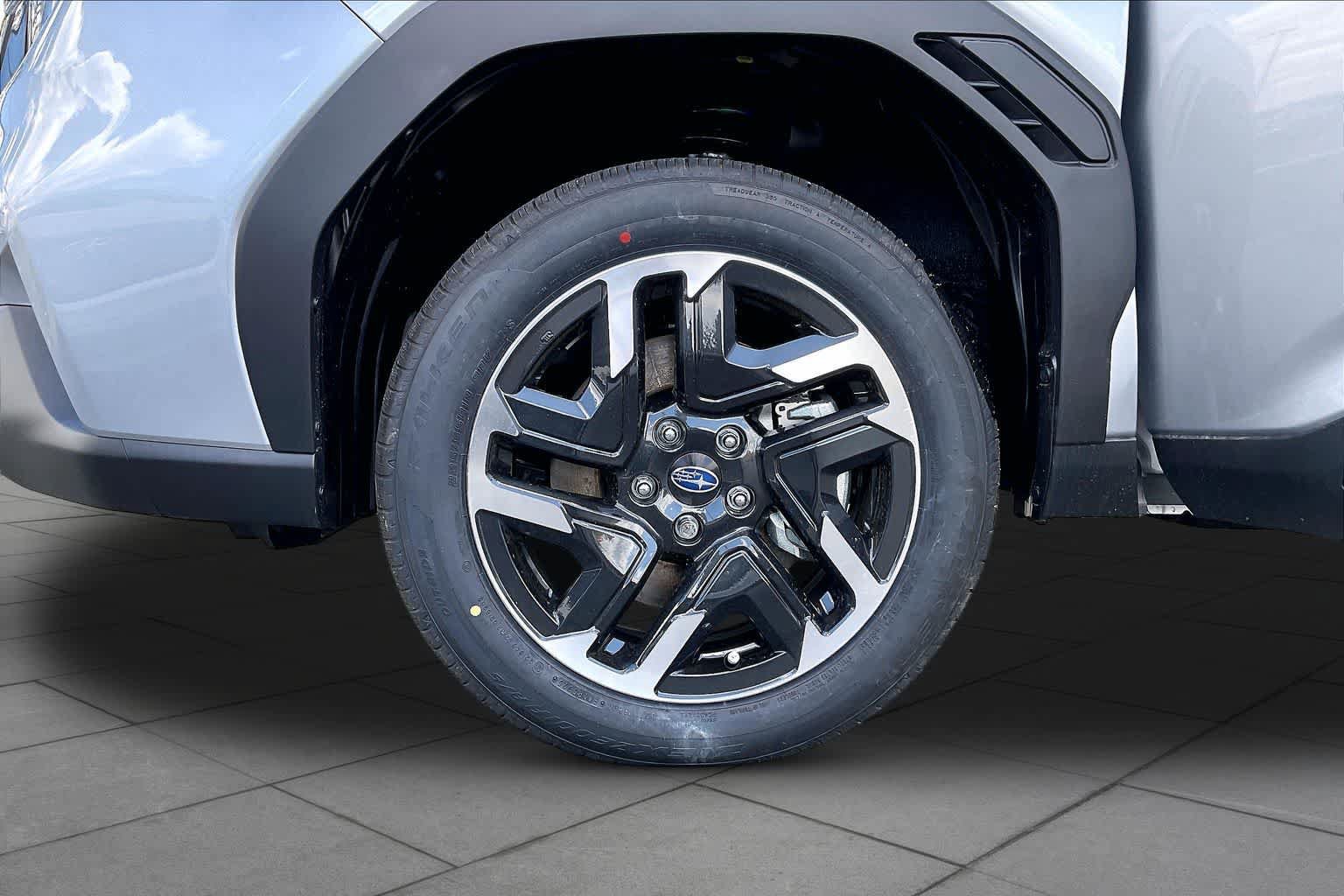 New 2026 Subaru Forester Touring AWD/4WD image 11