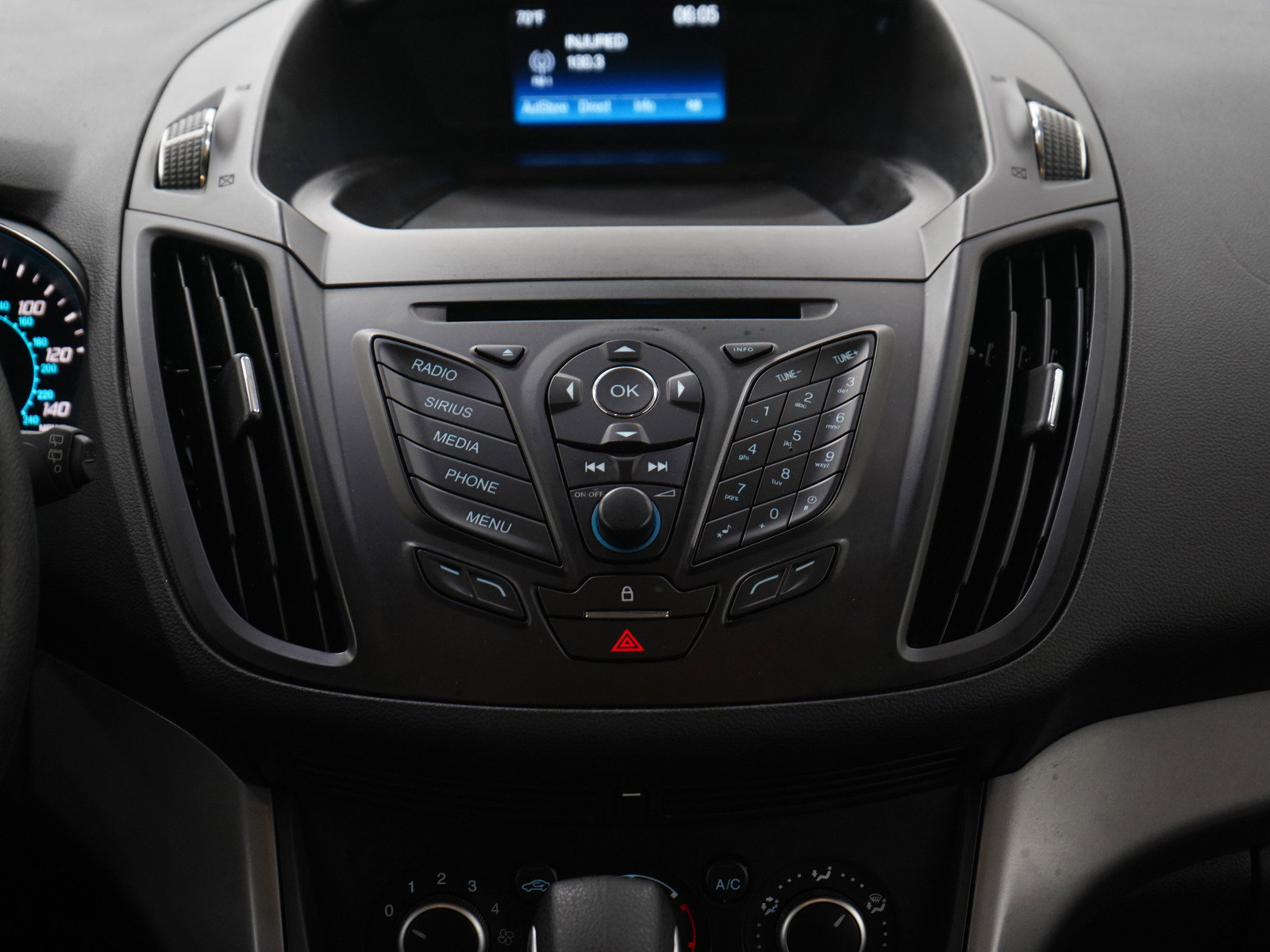 Used 2016 Ford Escape SE AWD/4WD image 15