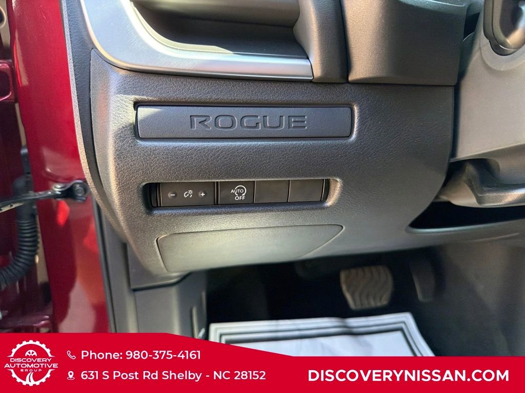 Certified 2025 Nissan Rogue S image 14