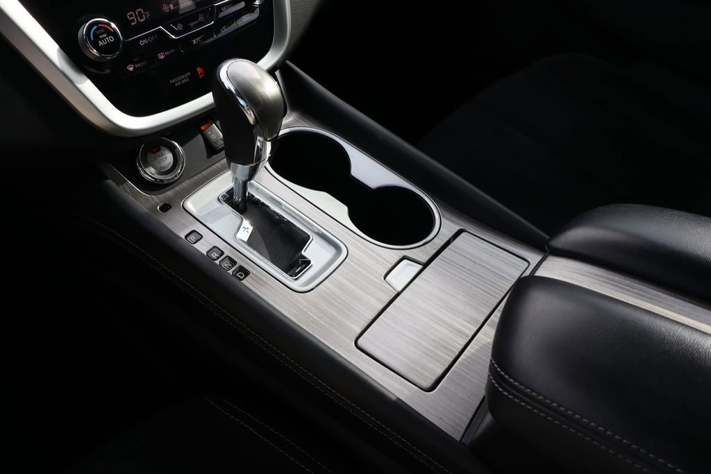 Used 2017 Nissan Murano SV w/ Premium Plus Package image 26