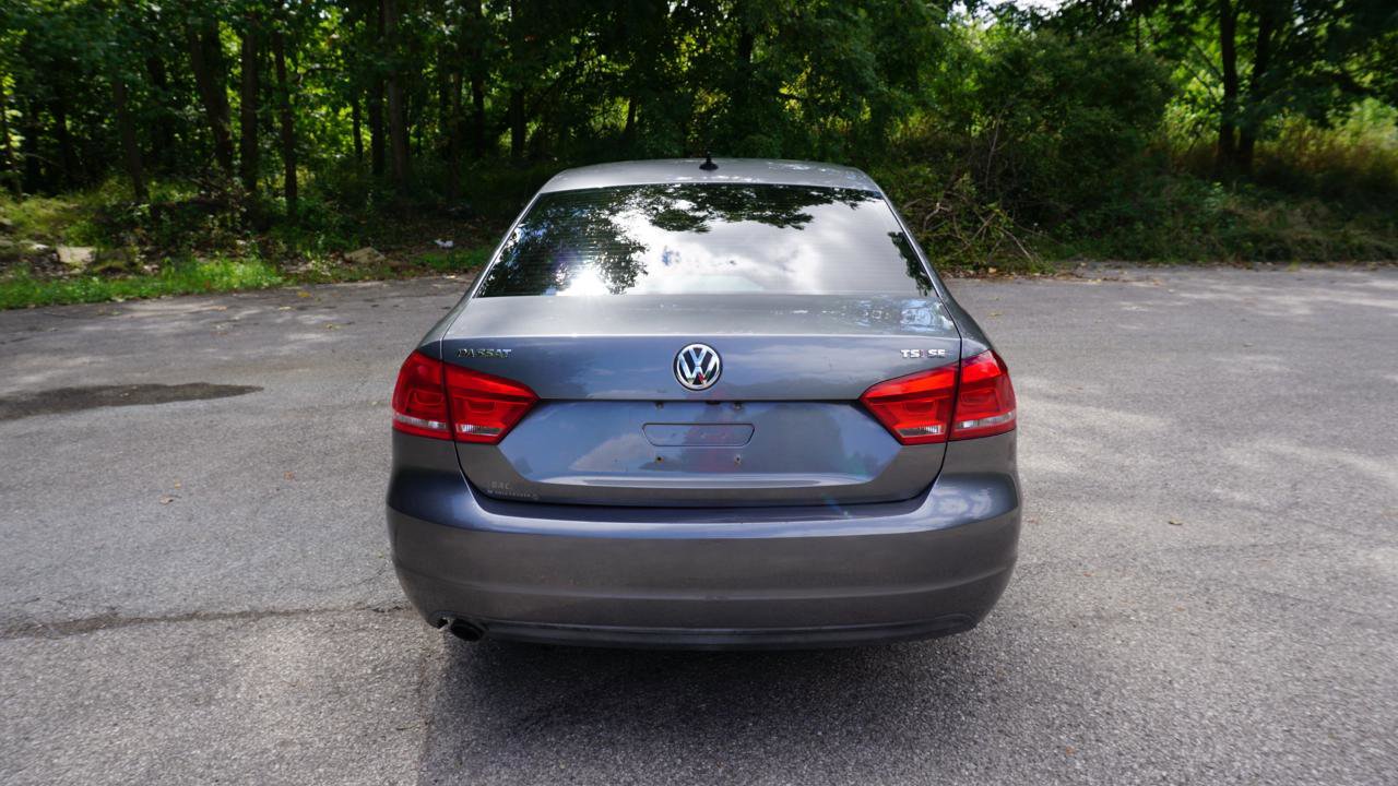 Used 2015 Volkswagen Passat 1.8T SE FWD image 4