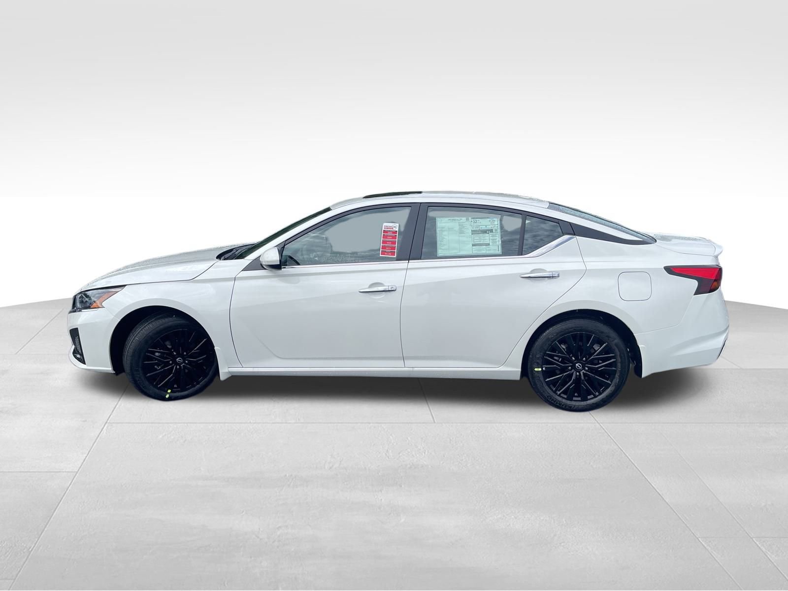 New 2025 Nissan Altima 2.5 SV w/ SV Special Edition Package image 5