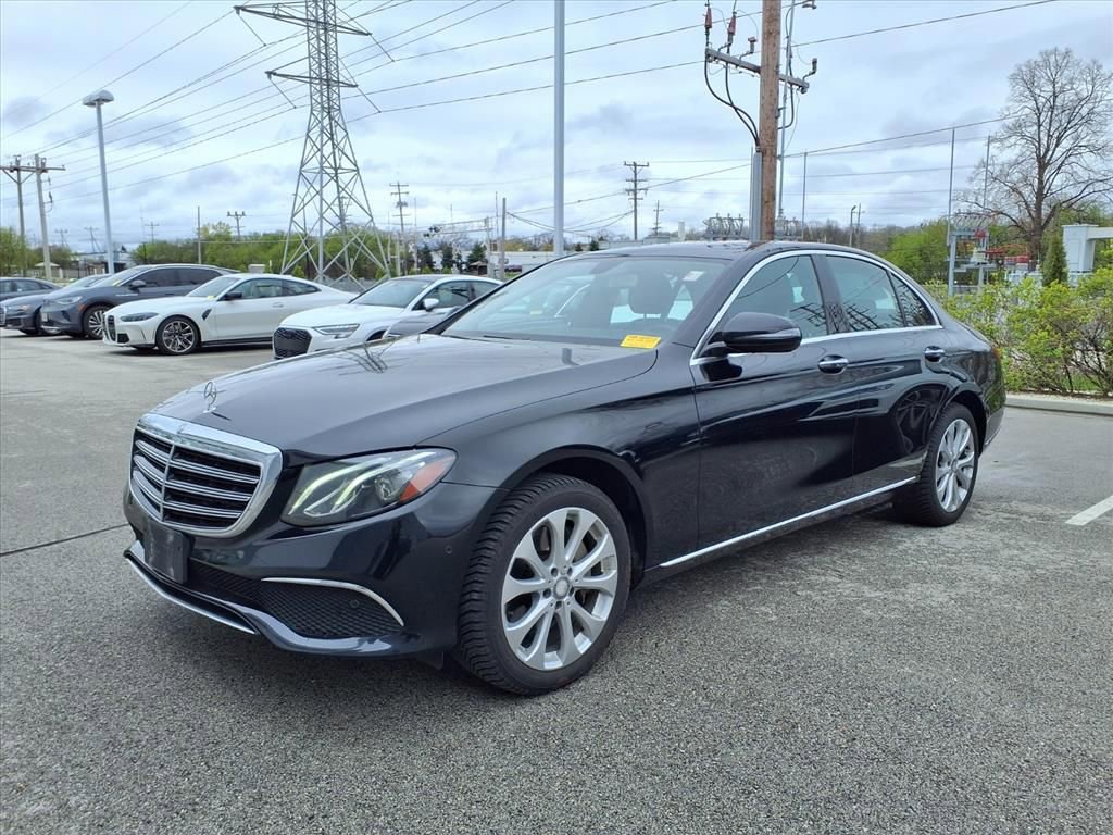 Used 2017 Mercedes-Benz E 300 4MATIC image 3