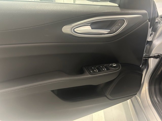New 2025 Alfa Romeo Giulia AWD w/ Driving Assist Package image 13