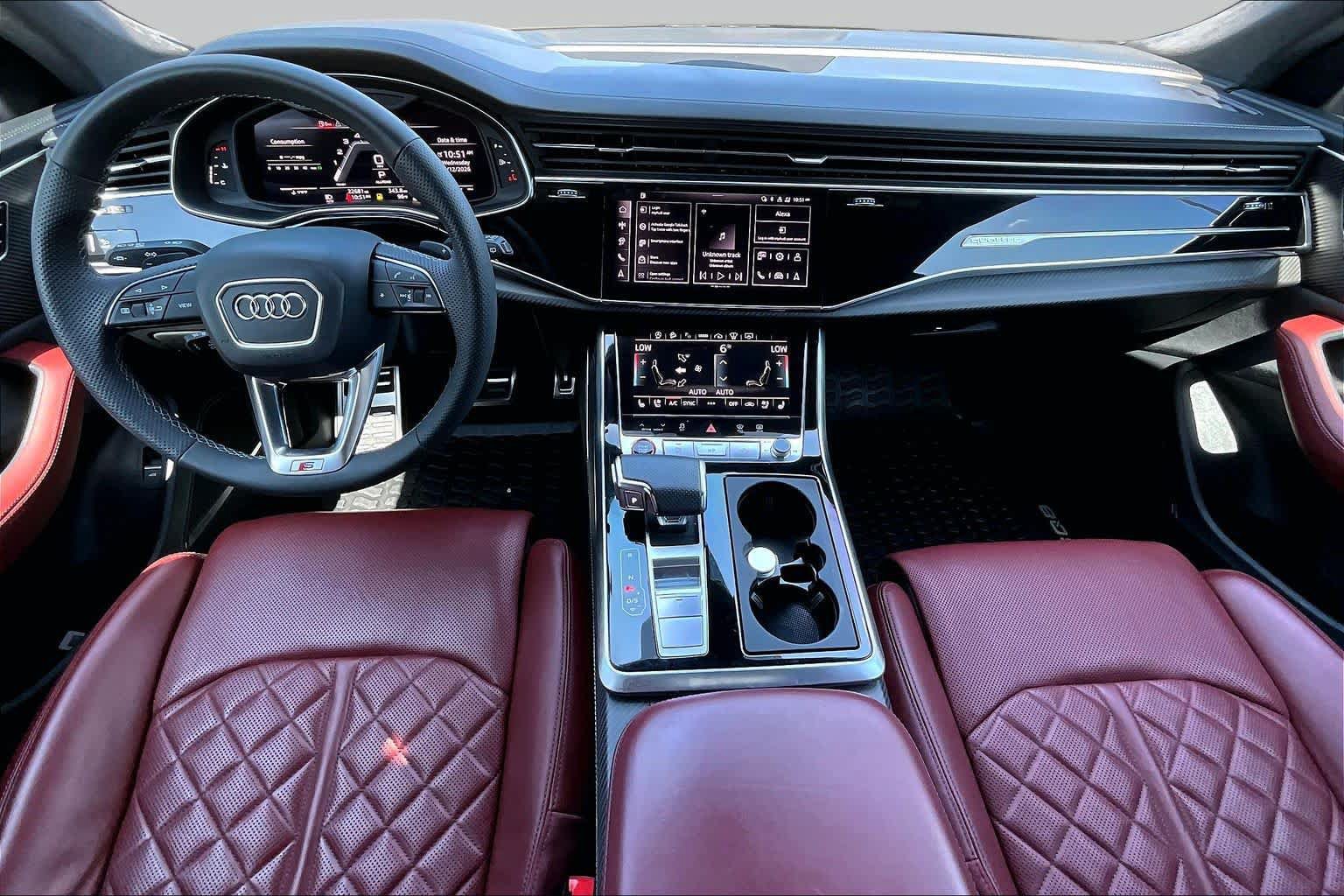 Used 2024 Audi SQ8 Prestige AWD/4WD image 16
