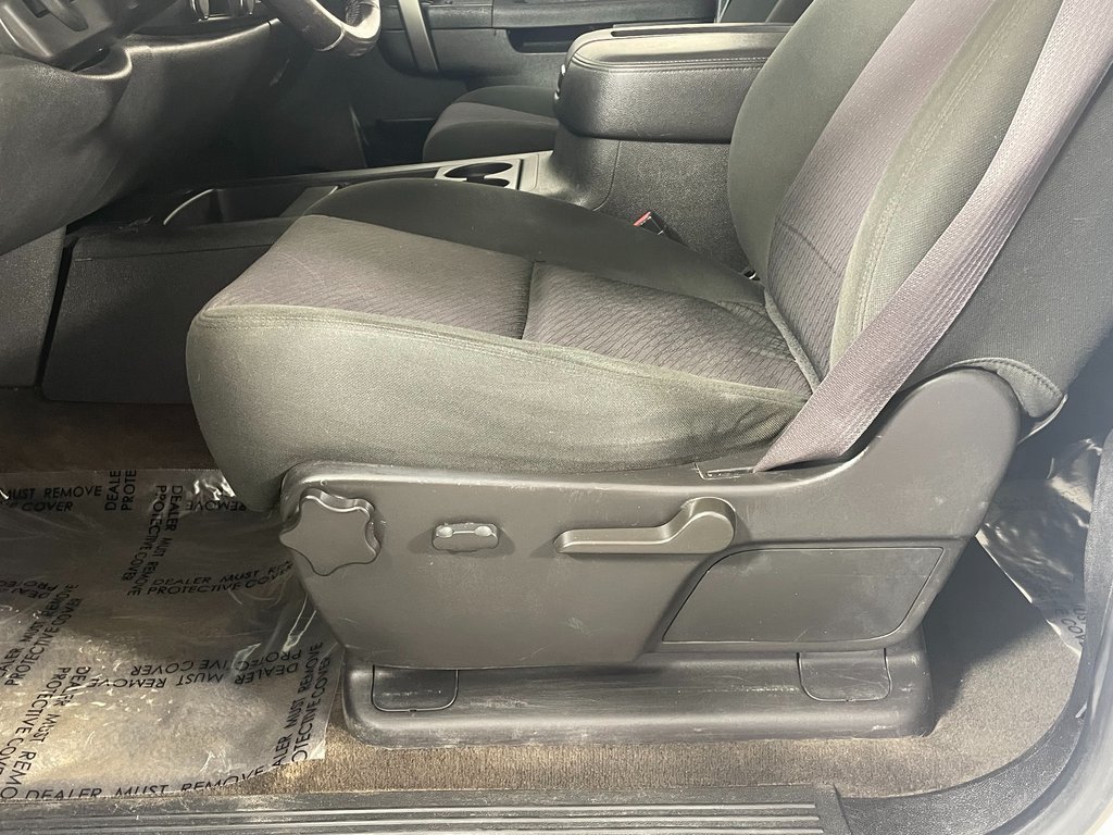 Used 2013 GMC Sierra 3500 SLE AWD/4WD image 23