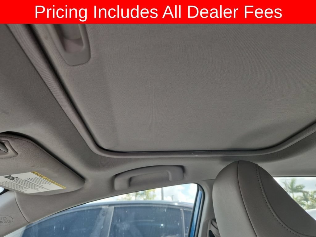 Used 2020 Toyota Camry SE FWD image 9