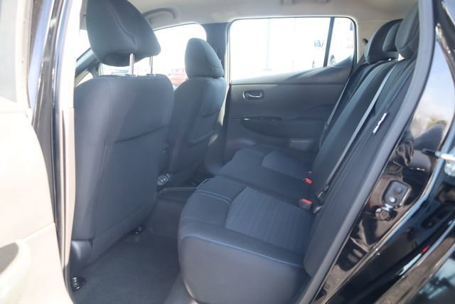 Used 2025 Nissan Leaf SV Plus image 21