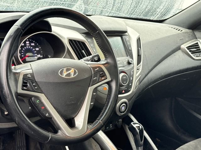 Used 2017 Hyundai Veloster Value Edition image 11