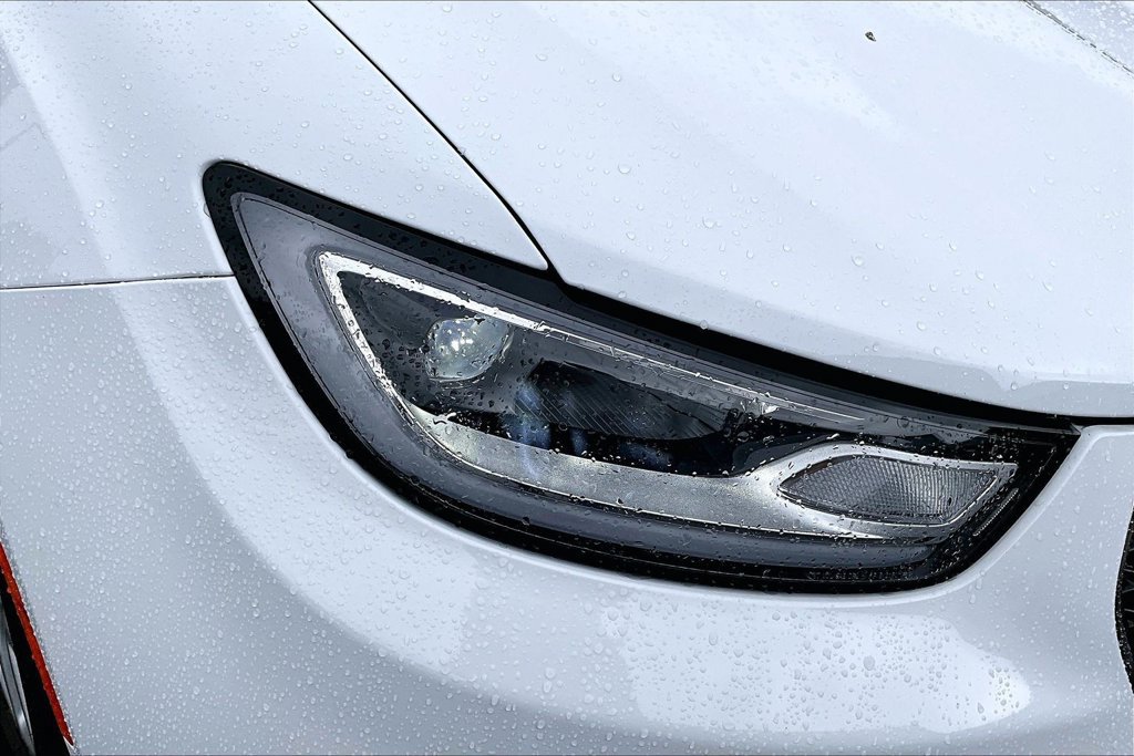 Used 2026 Chrysler Pacifica Select FWD image 29