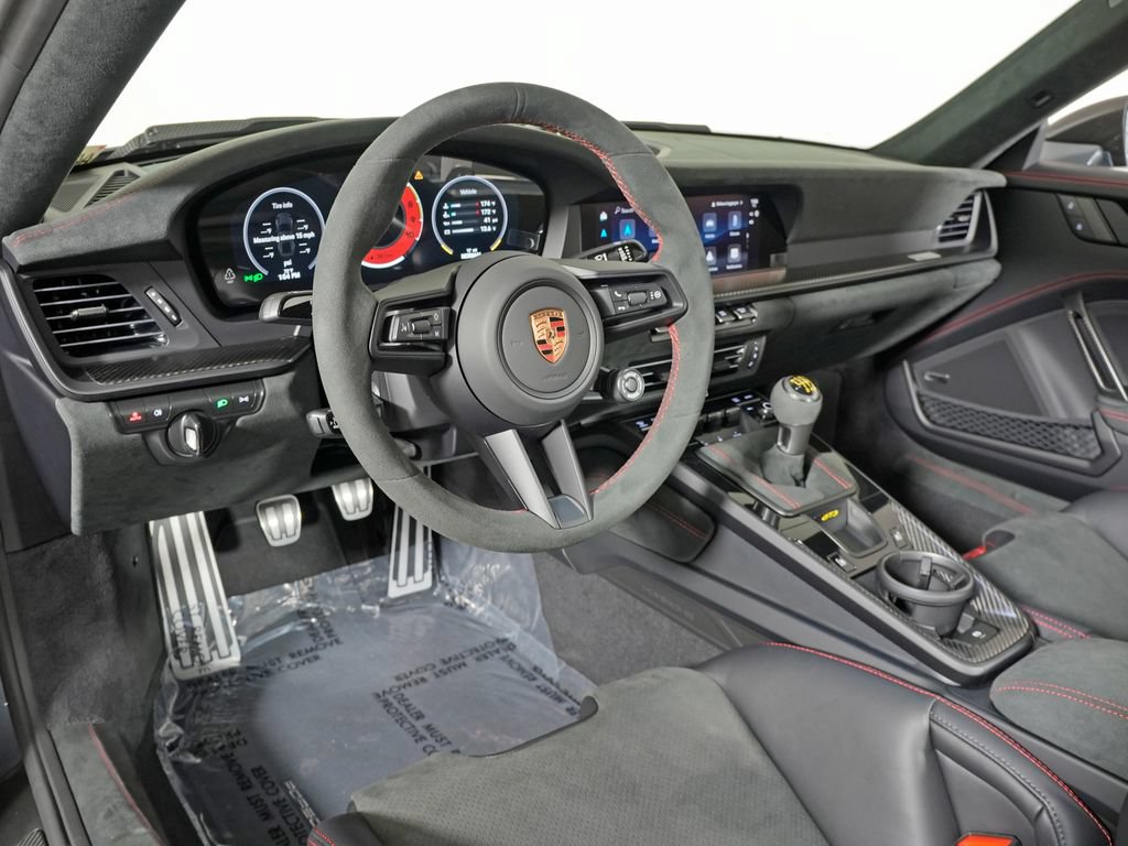 New 2026 Porsche 911 GT3 RWD image 4
