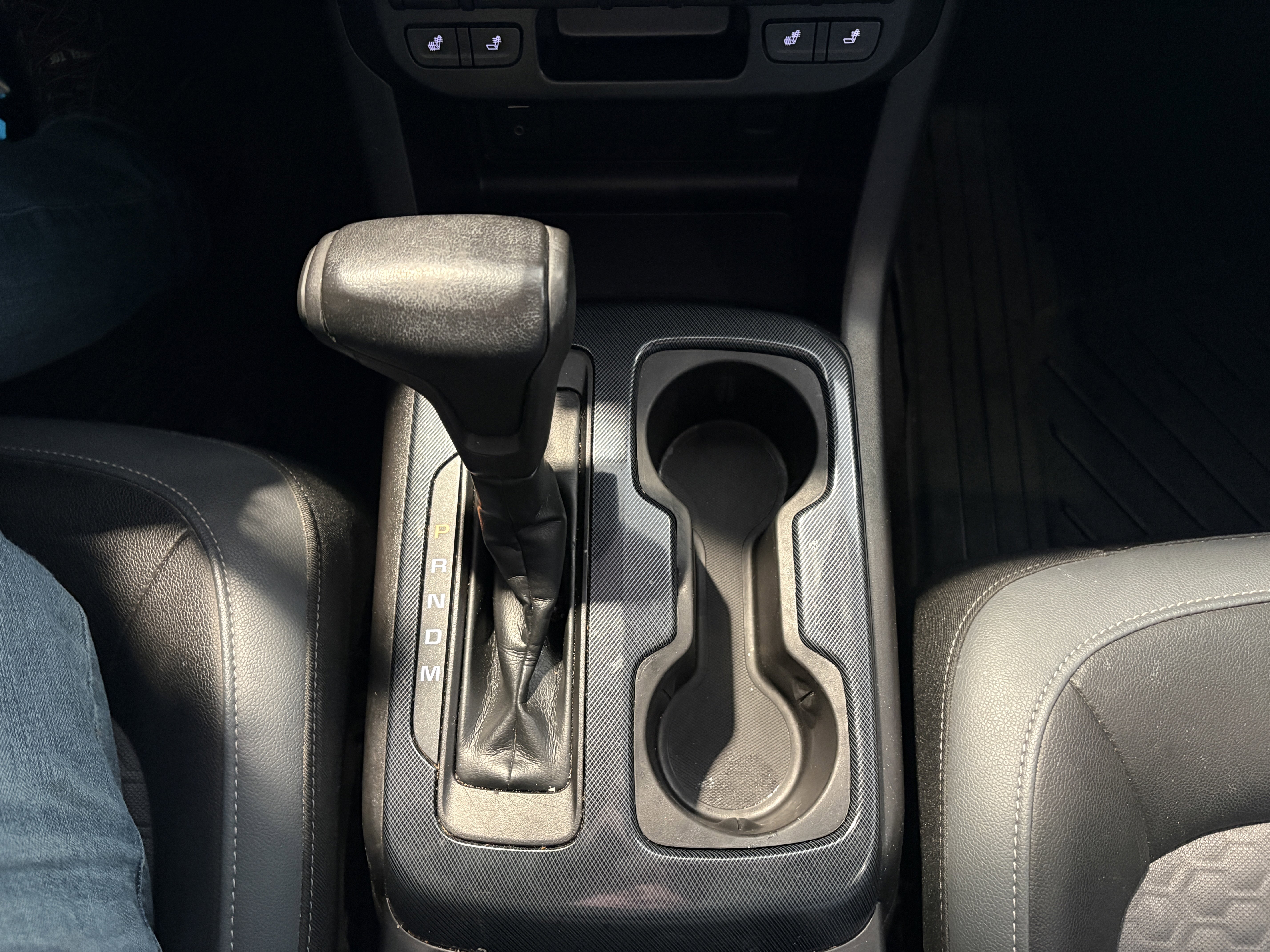 Used 2016 Chevrolet Colorado Z71 w/ Z71 Midnight Edition image 18