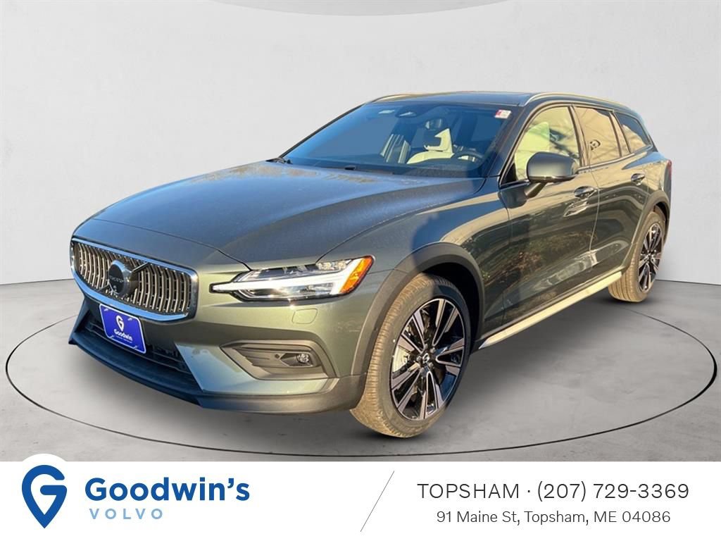 New 2026 Volvo V60 B5 Cross Country Ultra w/ Protection Package Premier AWD/4WD image 1