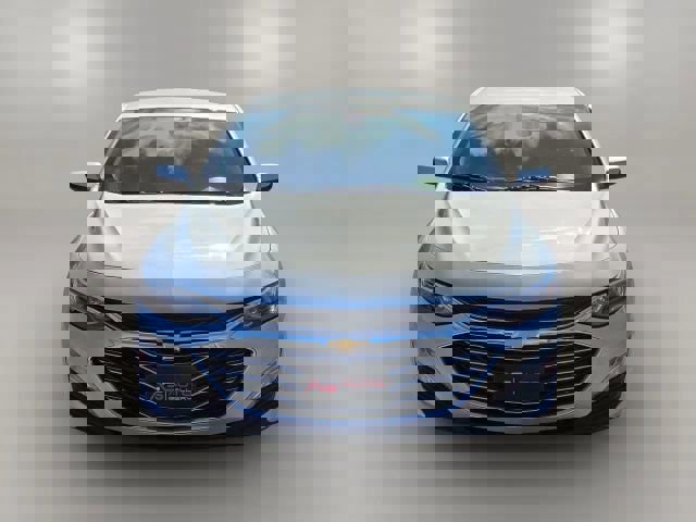 Used 2021 Chevrolet Malibu LT image 2