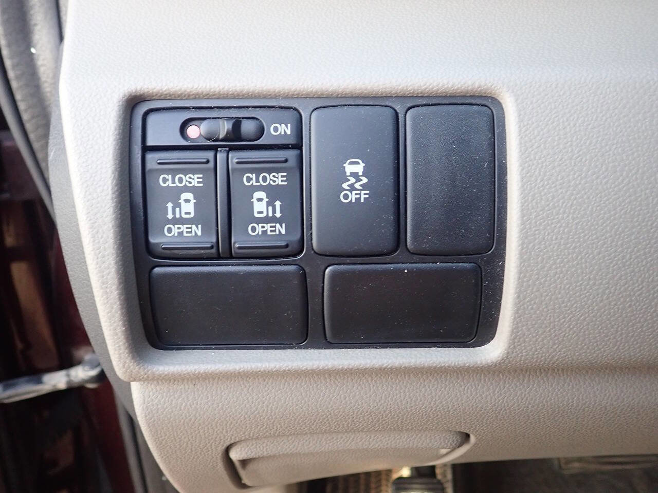 Used 2015 Honda Odyssey EX image 8