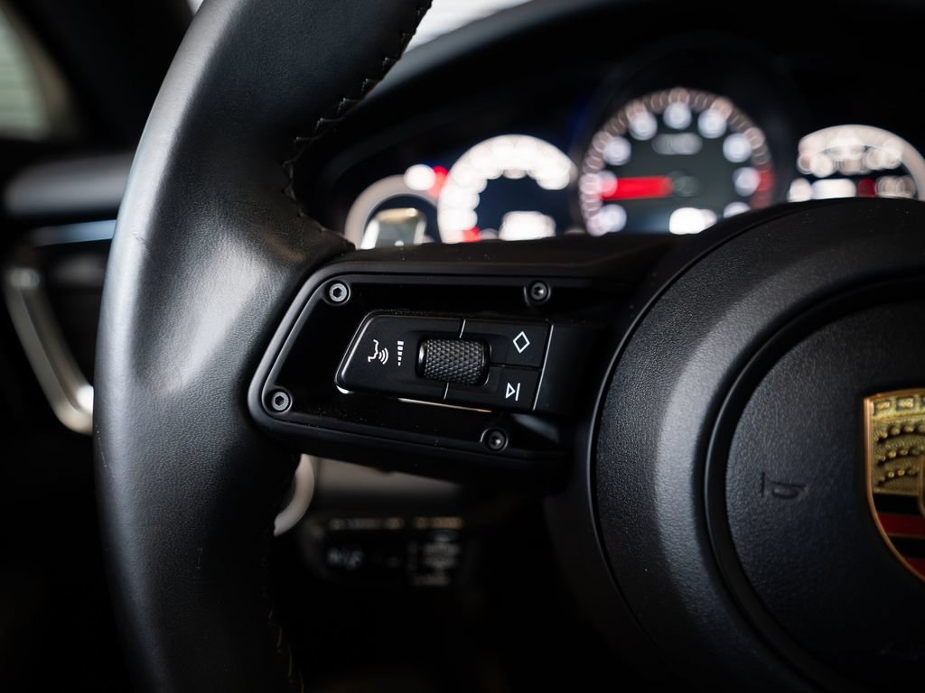 Certified 2023 Porsche Panamera image 17