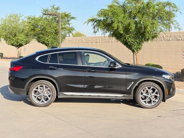 Used 2025 BMW X4 xDrive30i image 5