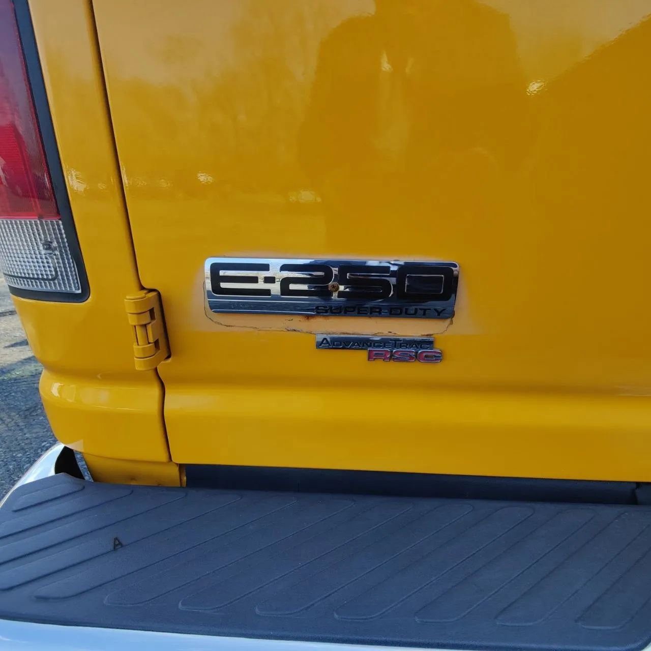 Used 2014 Ford E-250 and Econoline 250 image 14