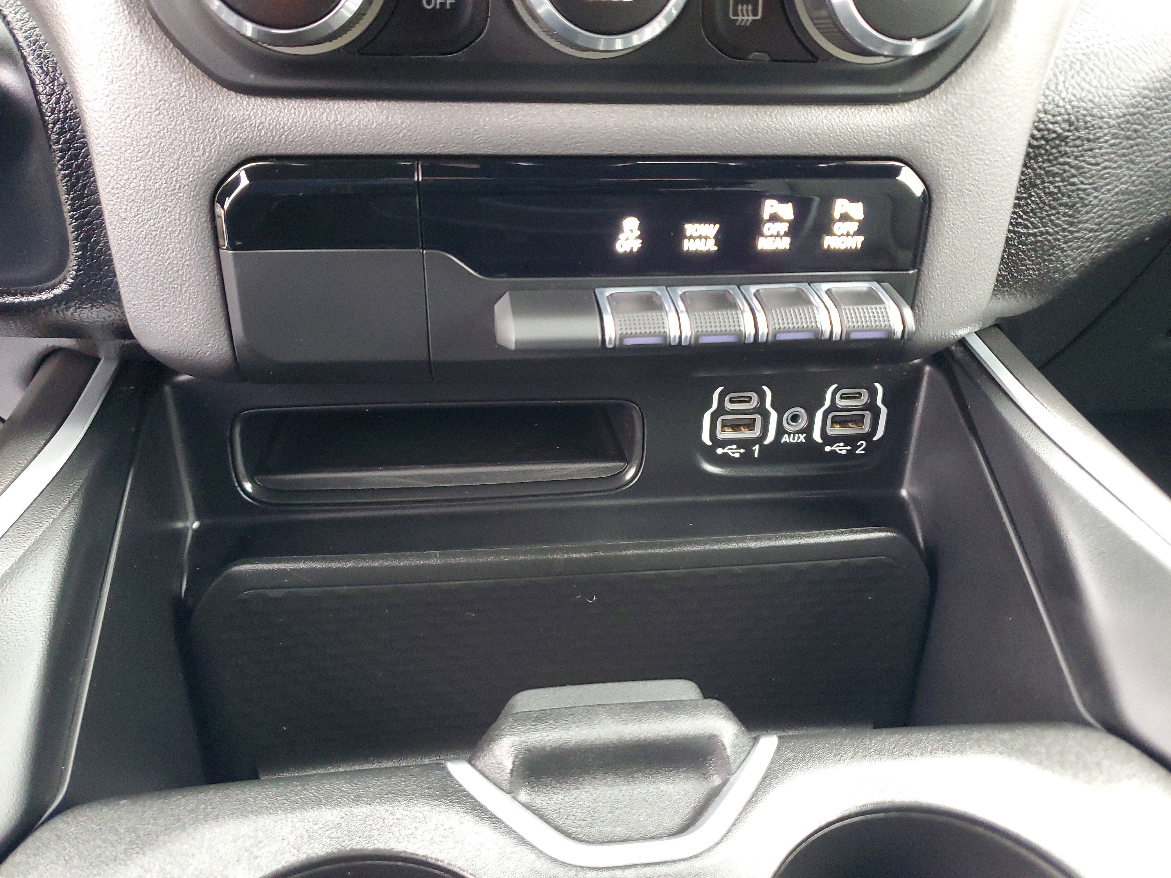 Used 2022 RAM 1500 Big Horn image 25