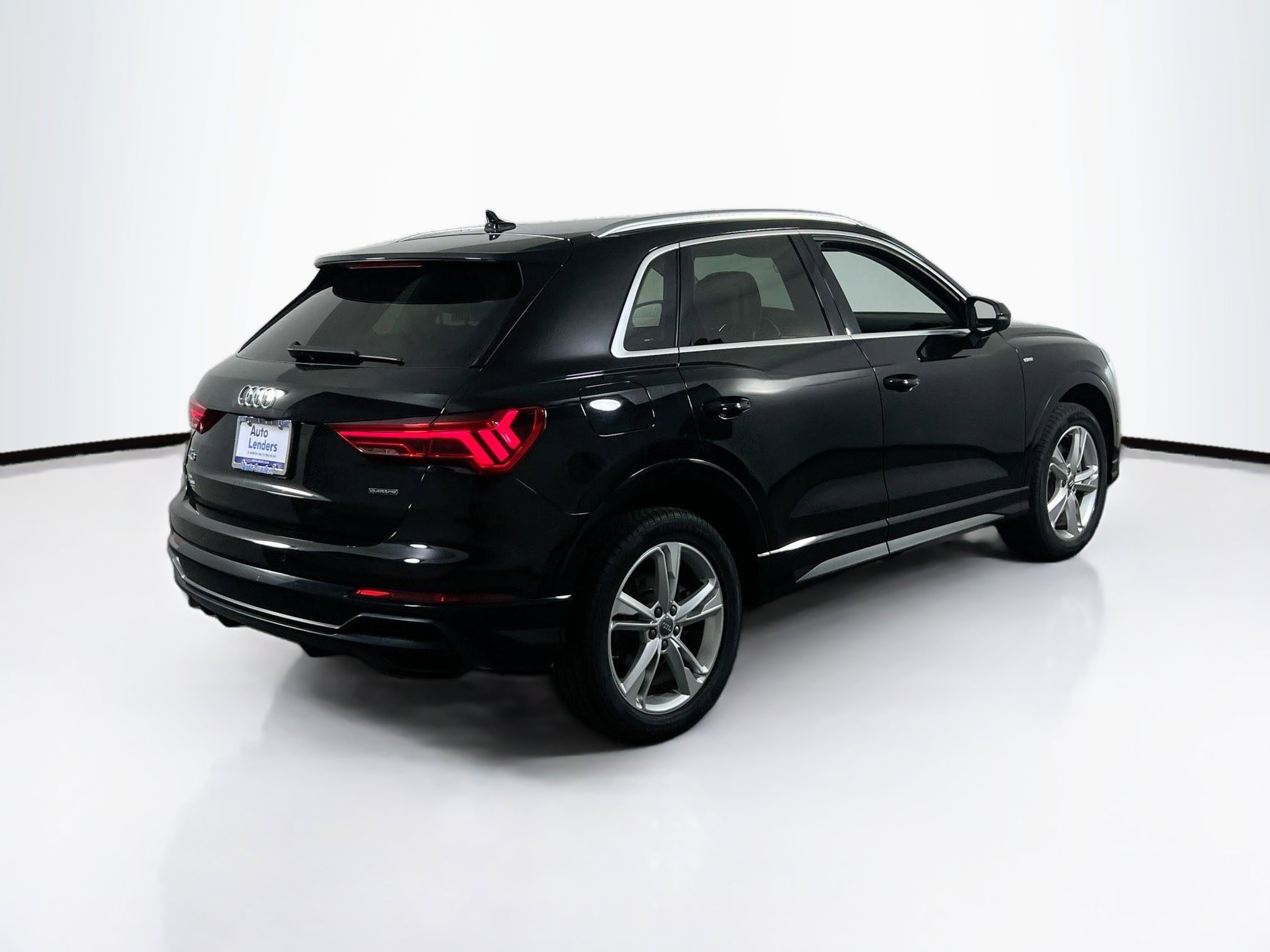 Used 2020 Audi Q3 2.0T Prestige image 5