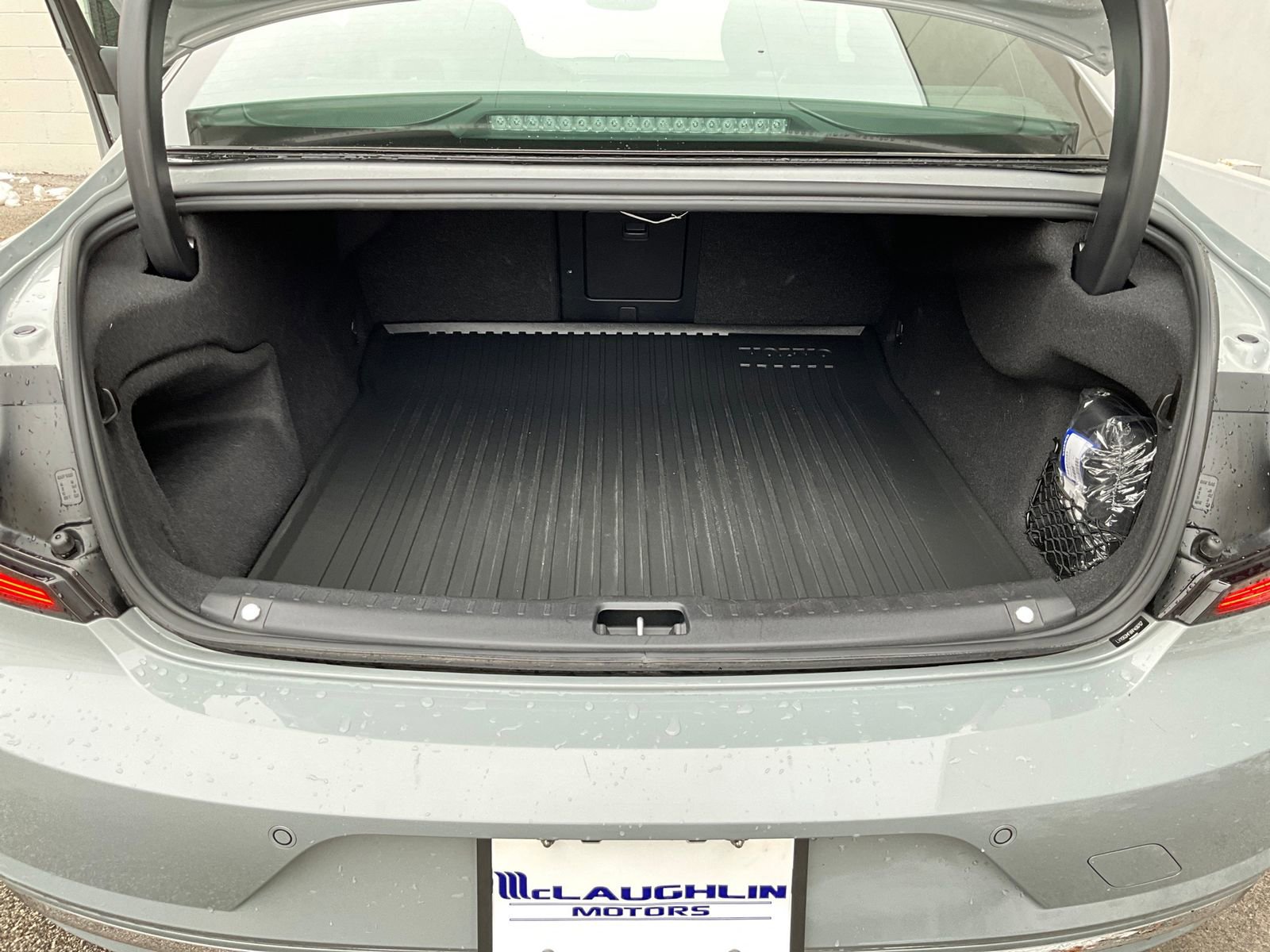 Certified 2024 Volvo S90 B6 Ultimate w/ Protection Package Premier image 29