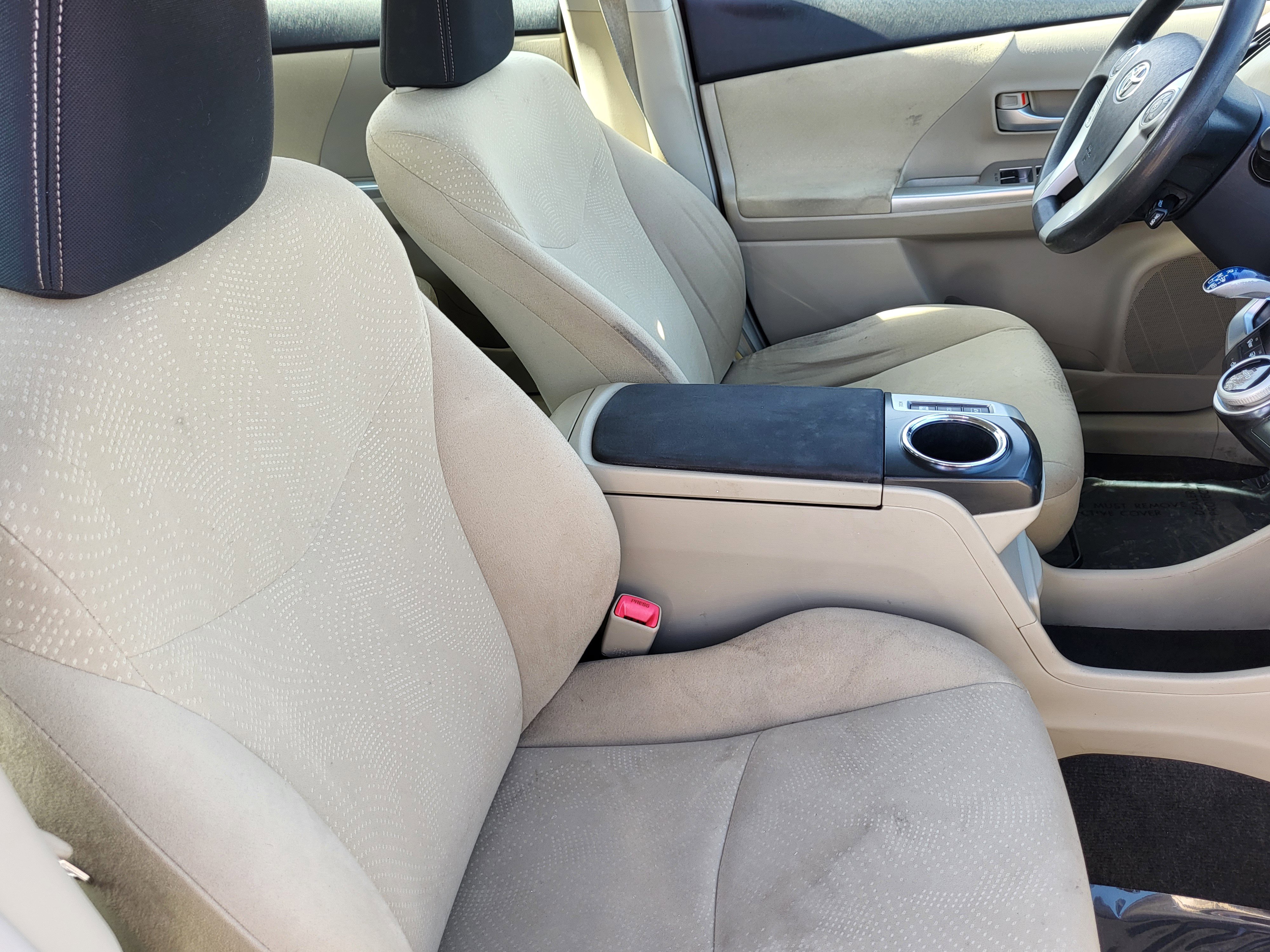 Used 2013 Toyota Prius V Three image 13