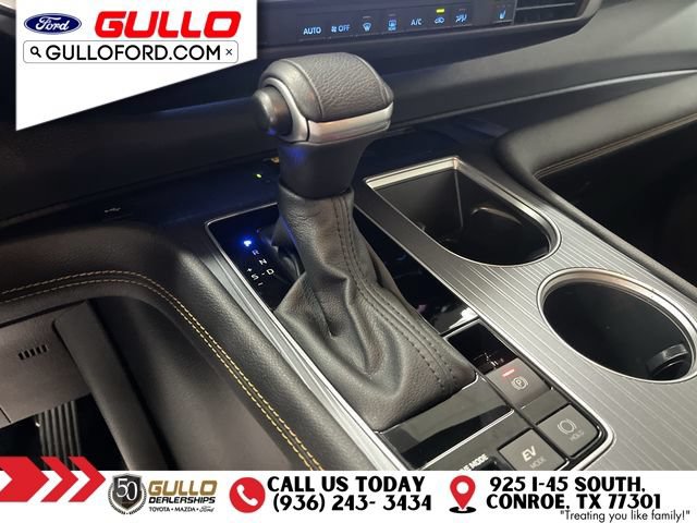 Used 2024 Toyota Sienna XLE Woodland Edition AWD/4WD image 29