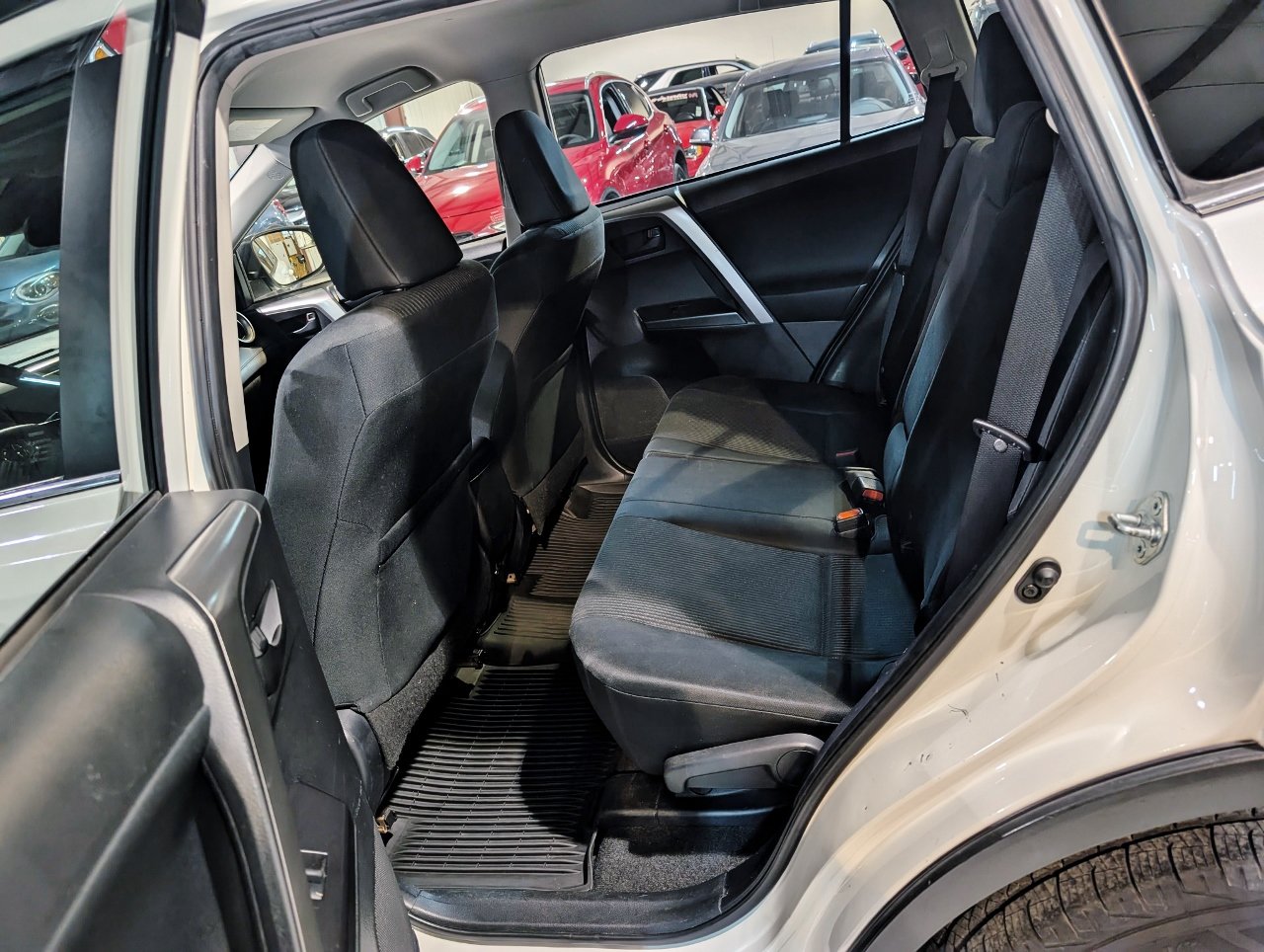 Used 2017 Toyota RAV4 LE w/ All Weather Liner Package AWD/4WD image 19