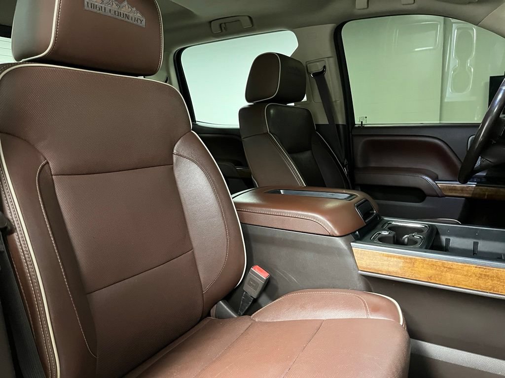 Used 2015 Chevrolet Silverado 2500 High Country w/ Duramax Plus Package AWD/4WD image 57