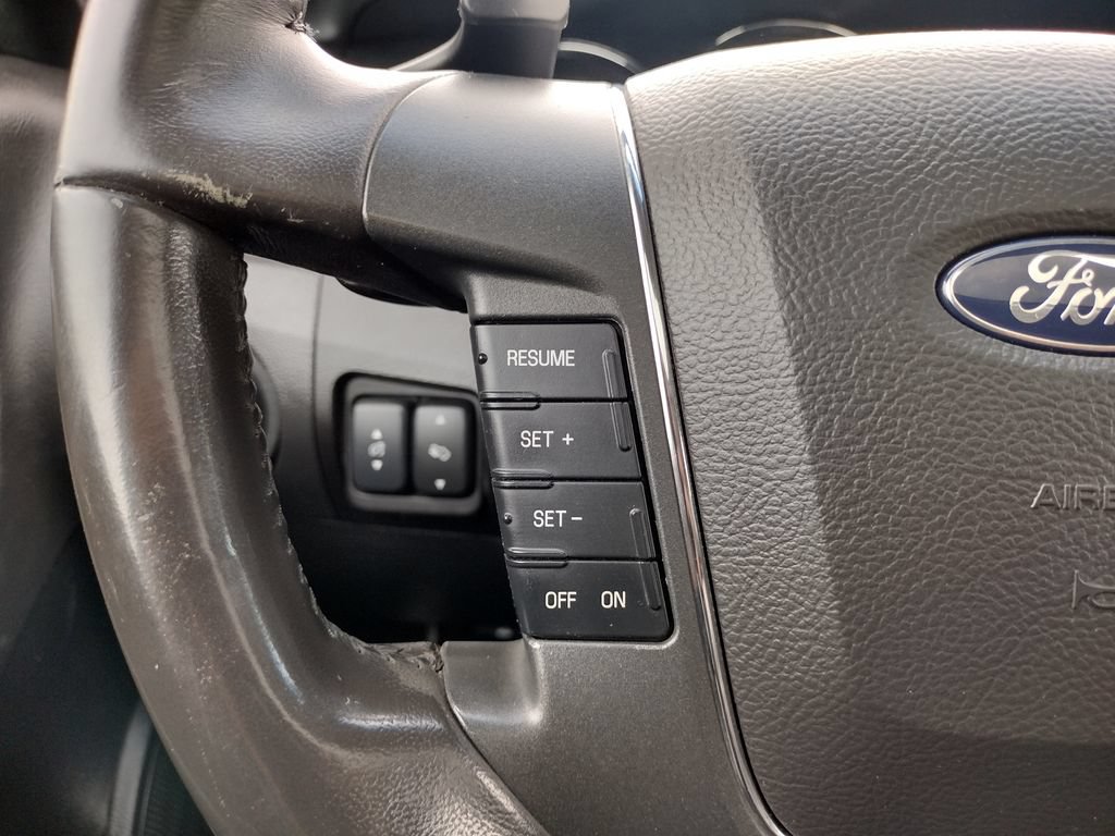 Used 2012 Ford Taurus Limited AWD/4WD image 24