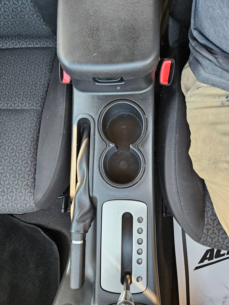 Used 2008 Pontiac G6 Value Leader FWD image 15