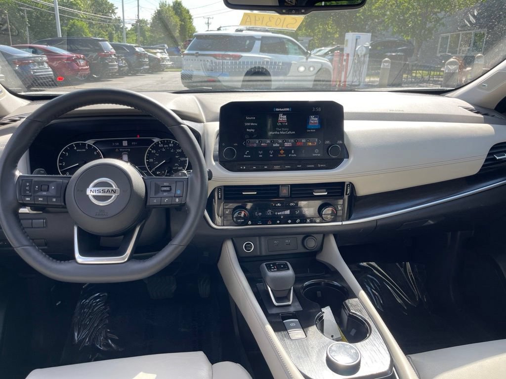 Certified 2021 Nissan Rogue SL w/ Premium Package AWD/4WD image 11
