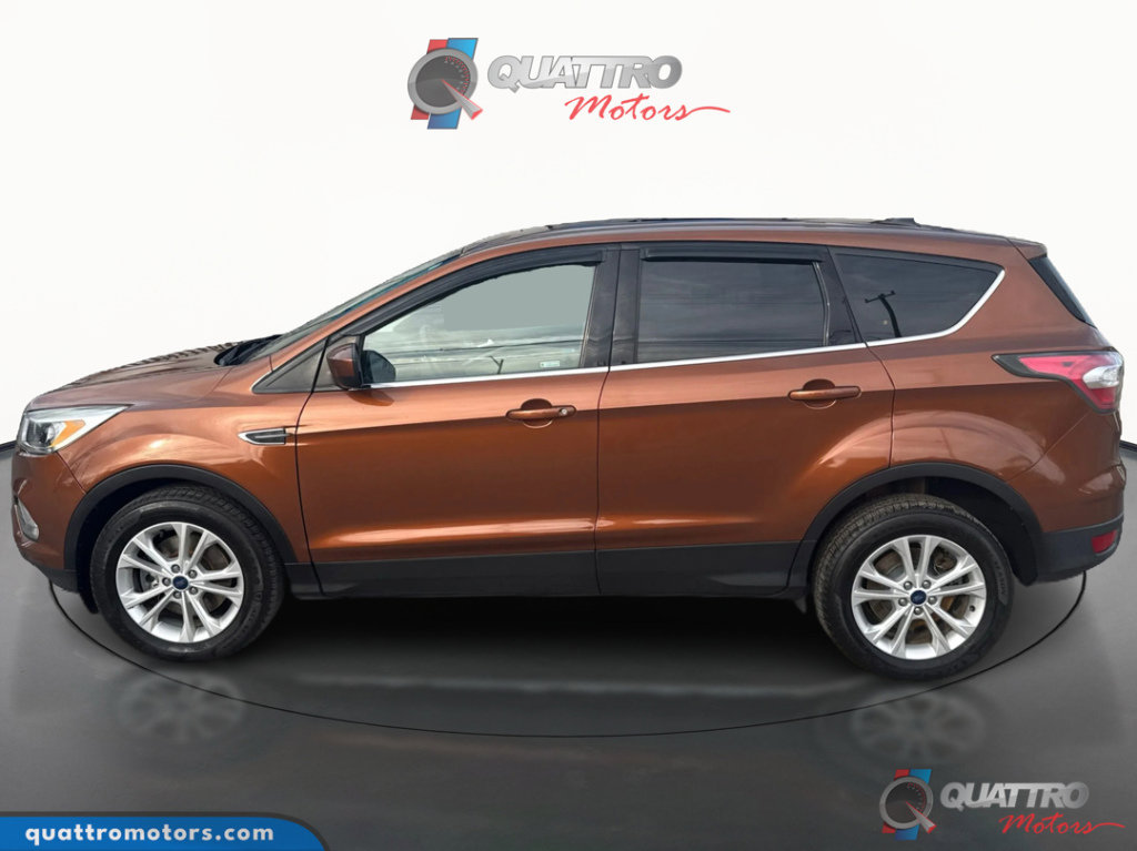 Used 2017 Ford Escape SE w/ SE Cold Weather Package image 2