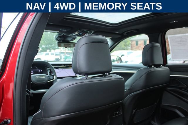 Used 2025 Jeep Wagoneer S Limited w/ Comfort Package AWD/4WD image 34