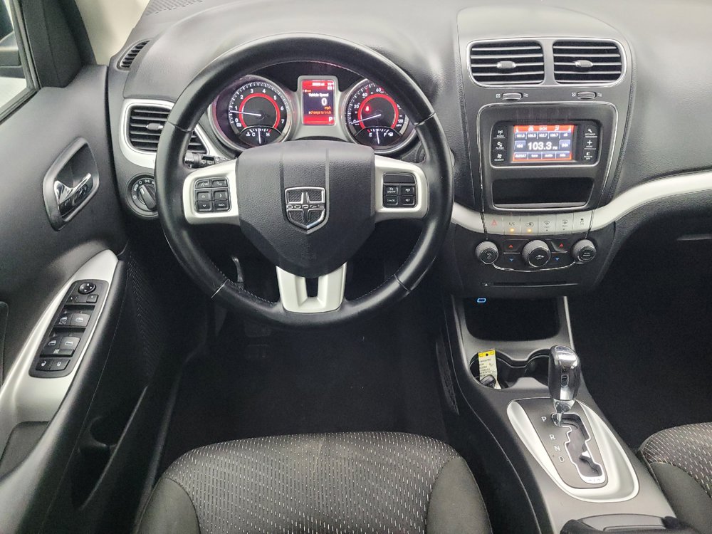 Used 2020 Dodge Journey SE w/ SE Popular Equipment Group FWD image 22