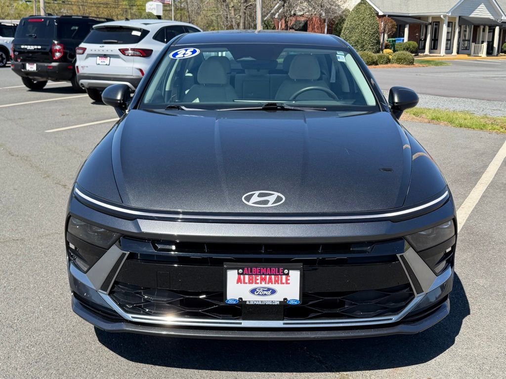 Used 2025 Hyundai Sonata SEL FWD image 9