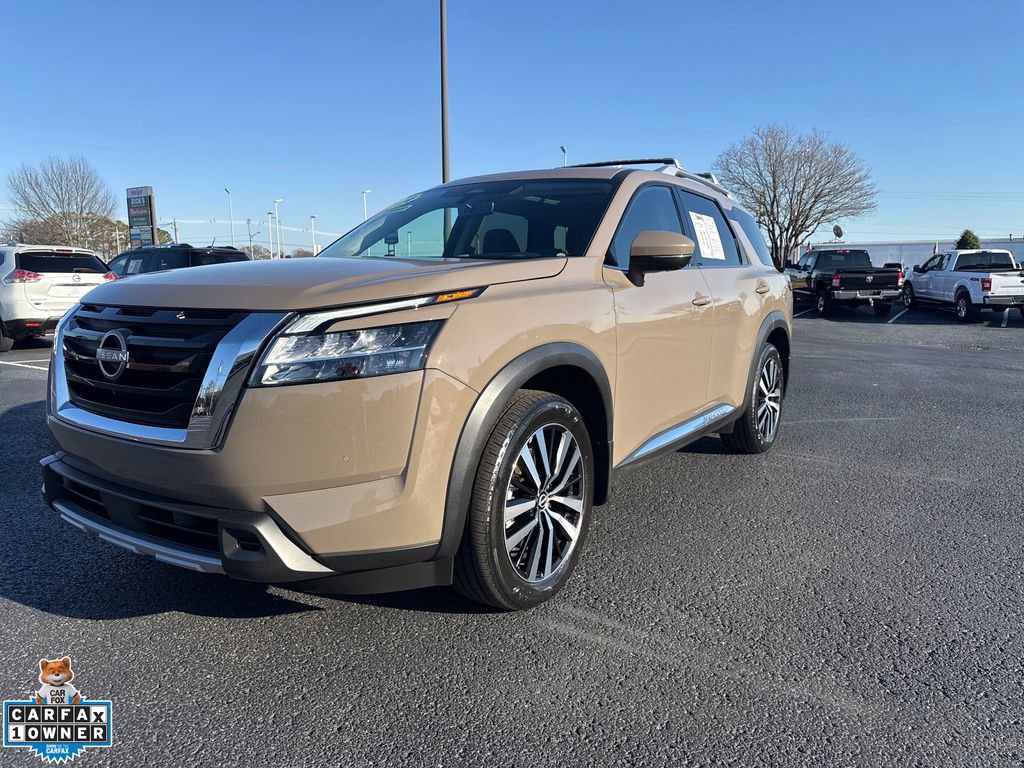 Used 2024 Nissan Pathfinder Platinum w/ Cargo Package AWD/4WD image 1