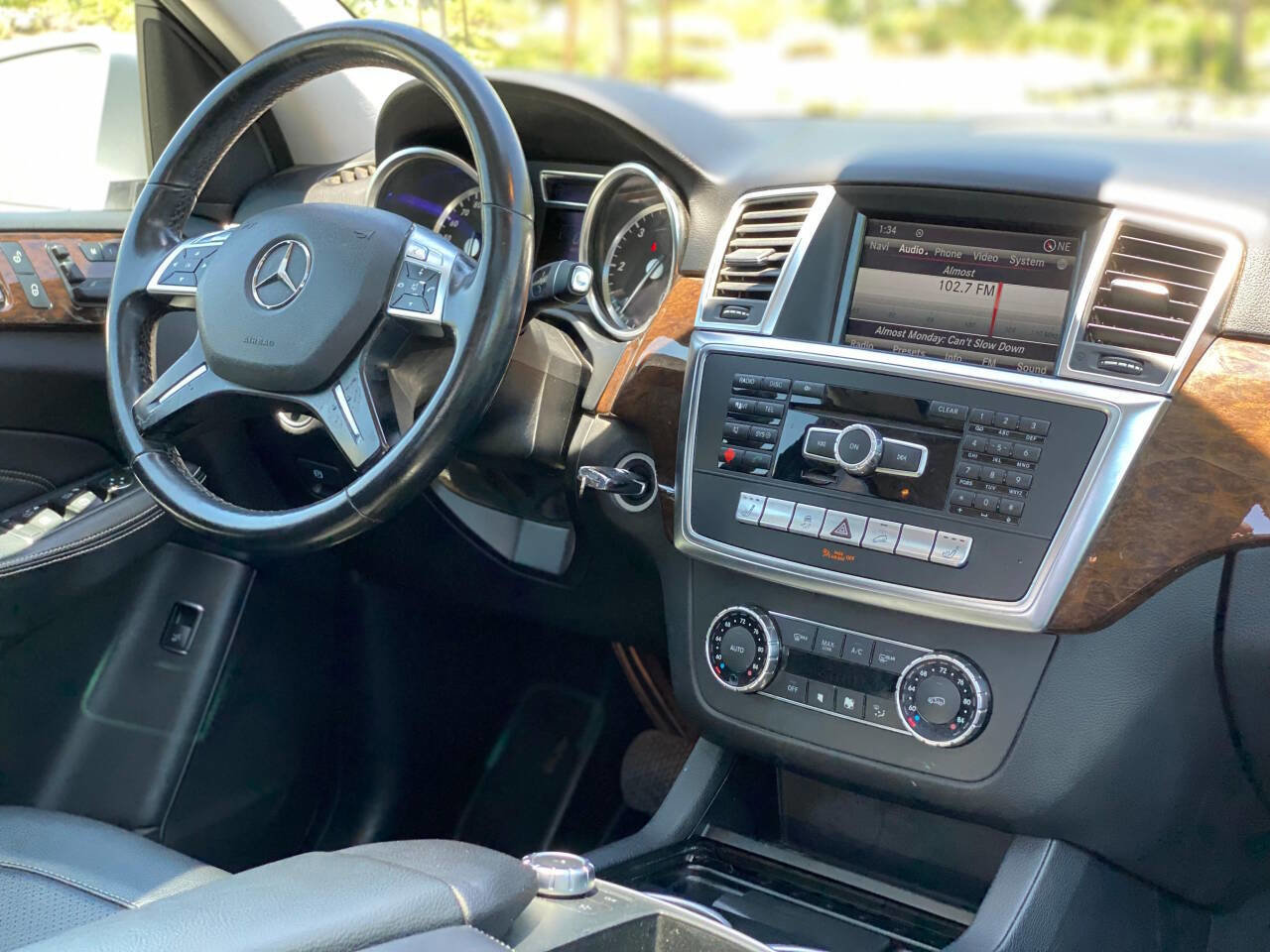 Used 2013 Mercedes-Benz ML 350 BlueTEC 4MATIC w/ Premium 1 Pkg image 19