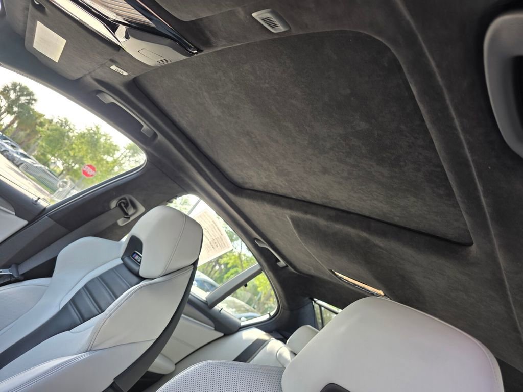 Used 2023 BMW M5 w/ Executive Package image 11