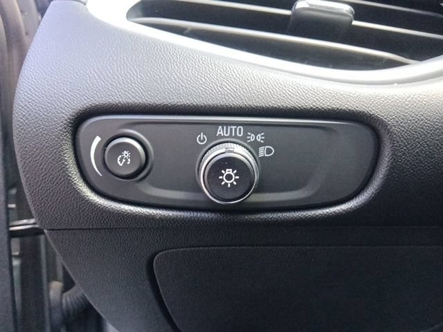 Used 2024 Chevrolet Malibu LT FWD image 17