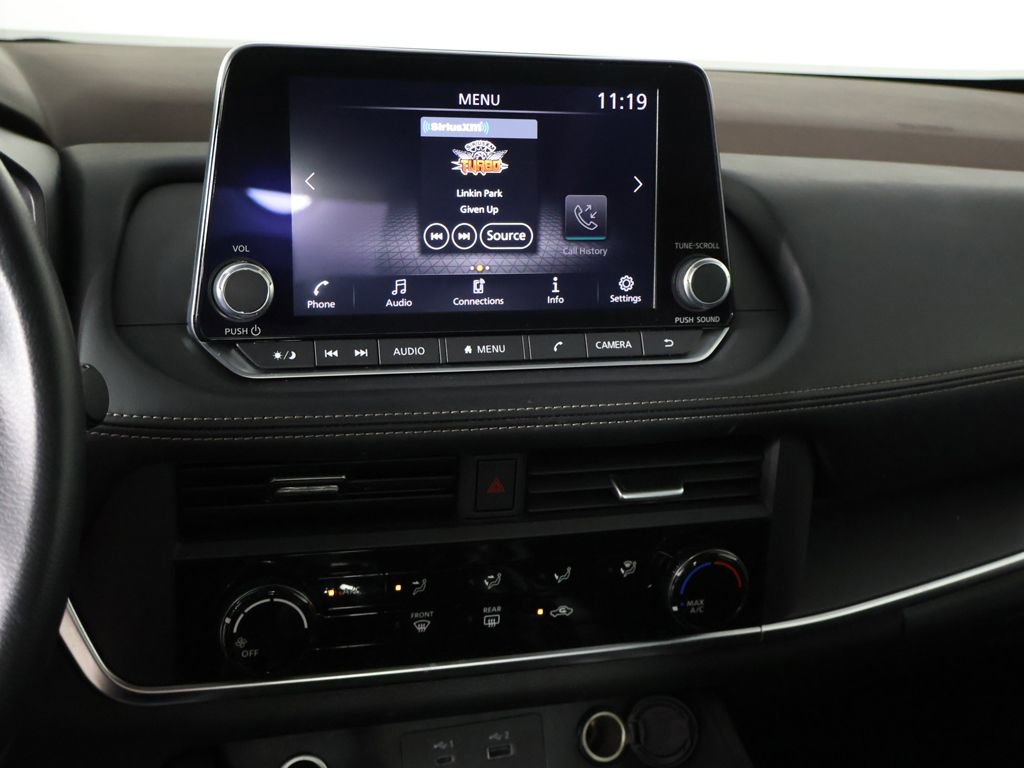 Used 2023 Nissan Rogue S AWD/4WD image 39
