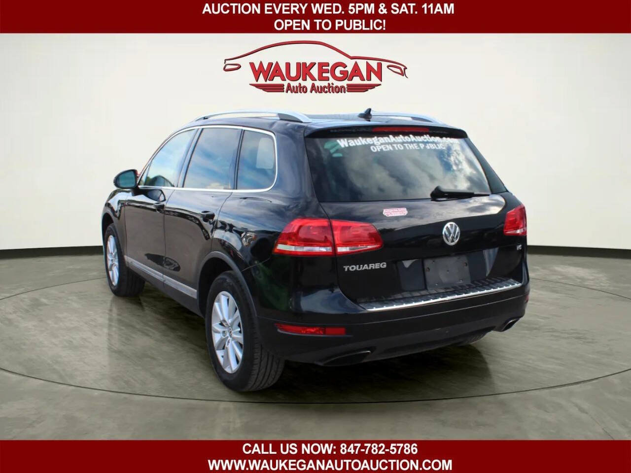Used 2013 Volkswagen Touareg Executive AWD/4WD image 4
