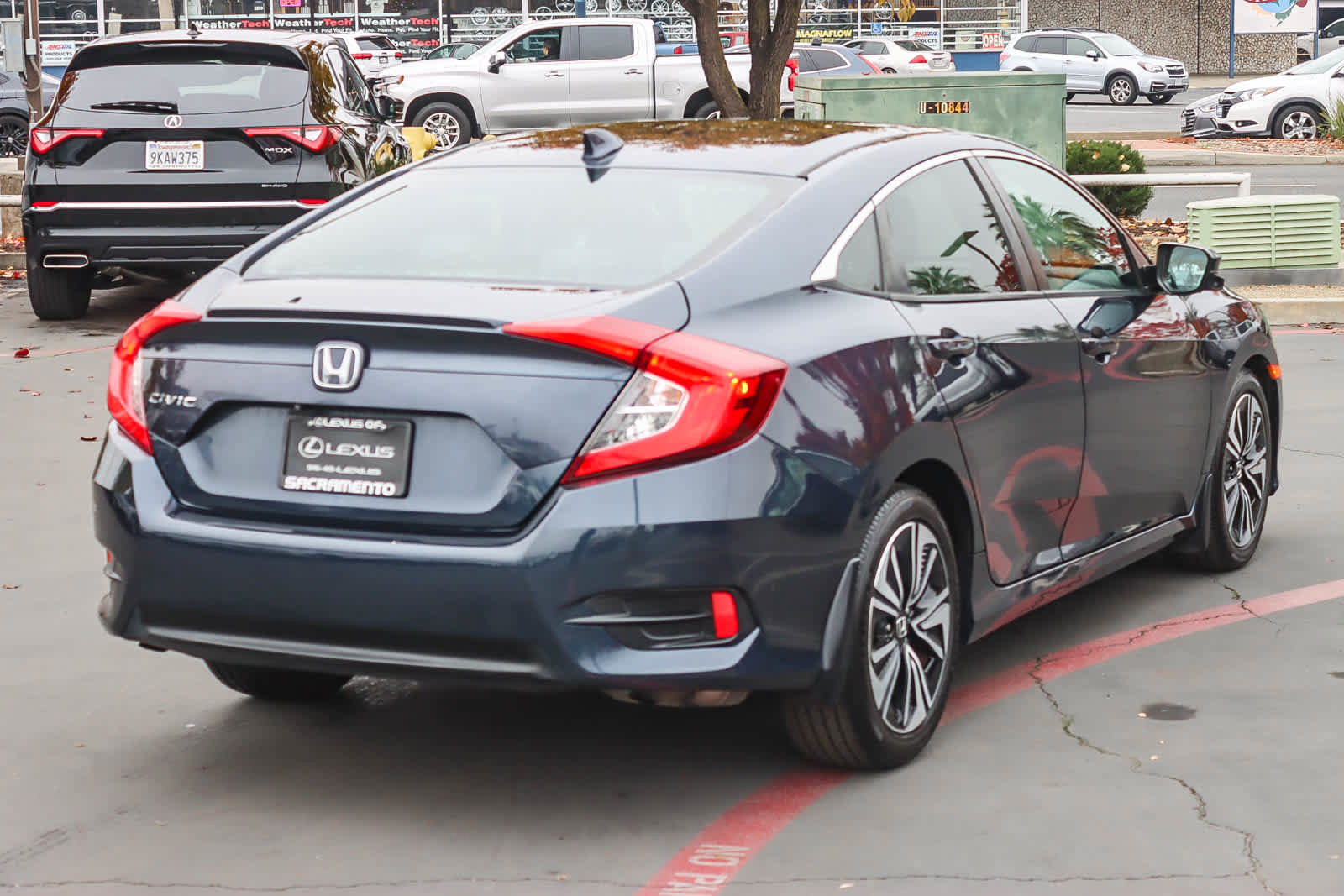 Used 2017 Honda Civic EX-T image 4